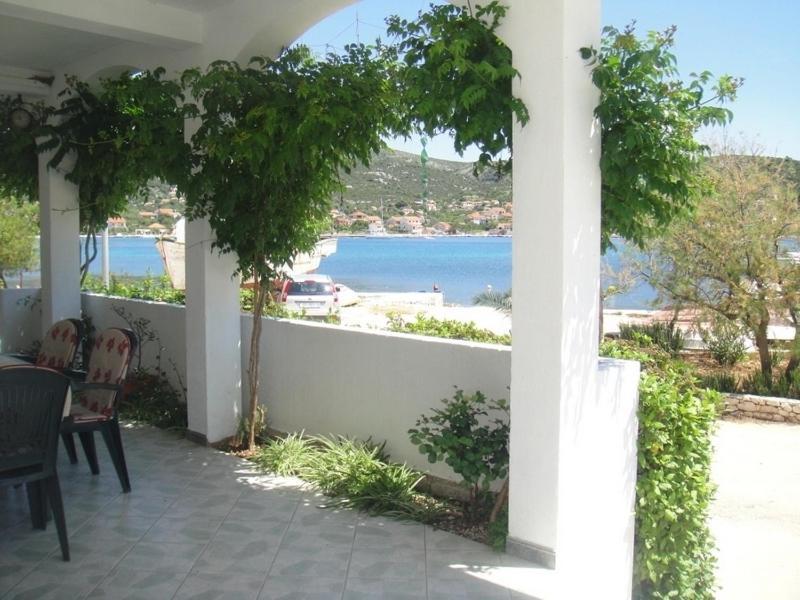Apartments Ivan Orlic Vinišće Exteriér fotografie